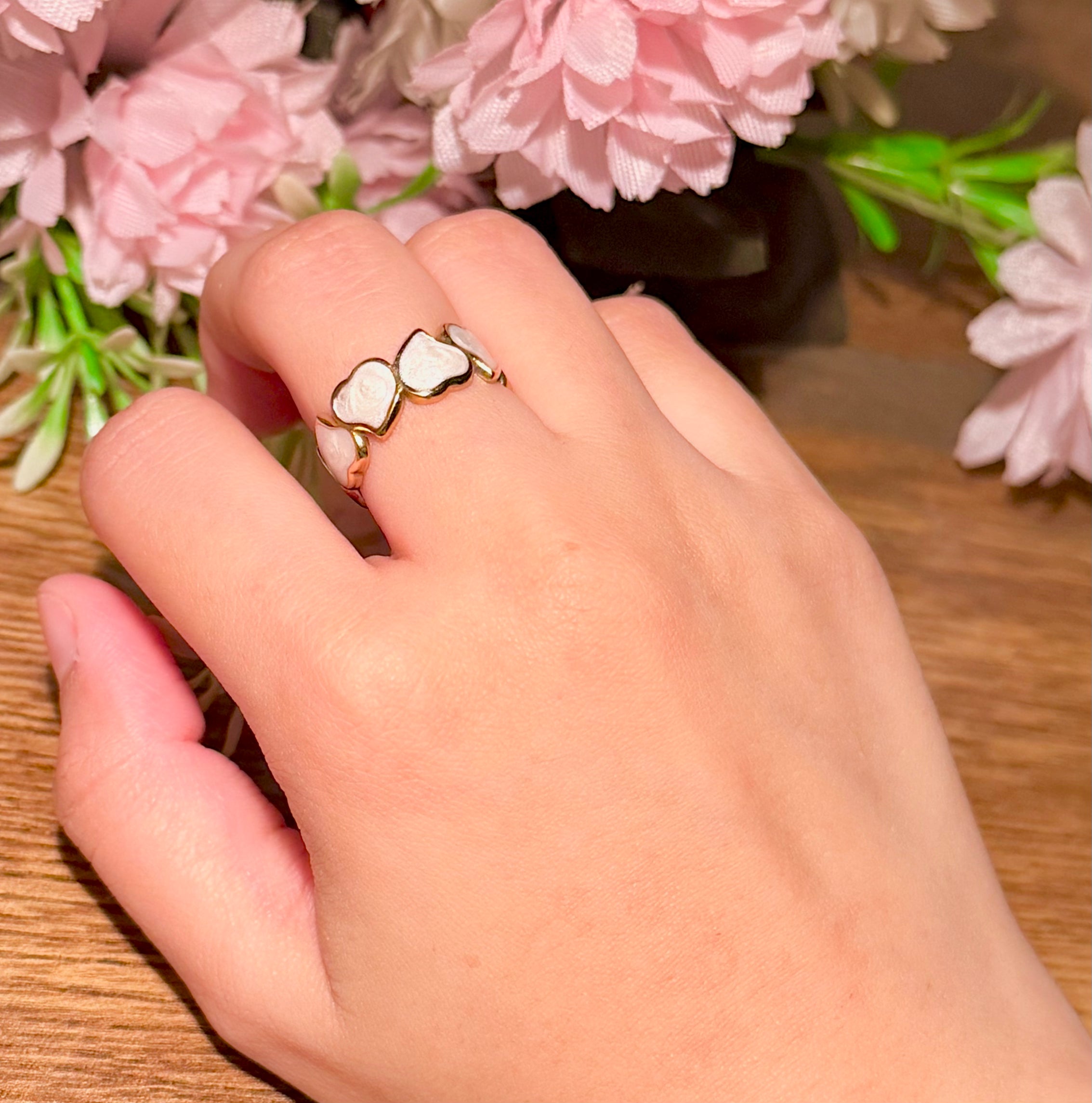 White Heart Loop Ring