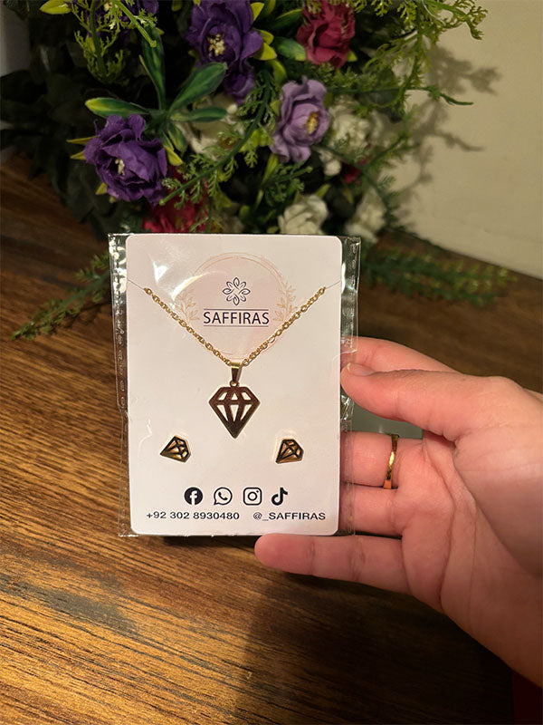 Diamond Pendant Set